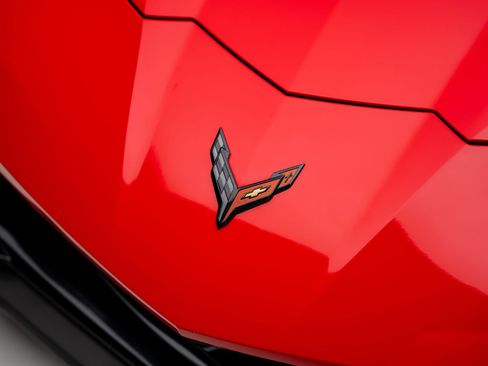 Used 2020 Chevrolet Corvette Stingray Premium Cpe w/ 3LT Preferred Equipment Group RWD image 15