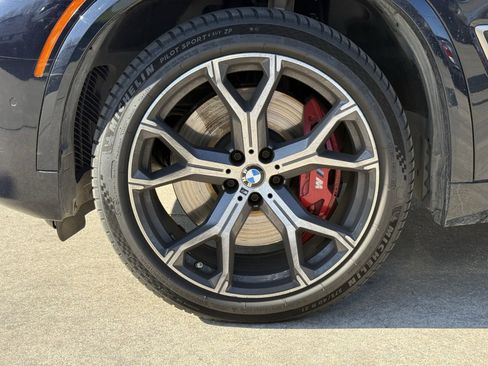 Used 2021 BMW X5 M50i w/ Premium Package image 12