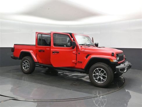 Used 2024 Jeep Gladiator Sport image 41