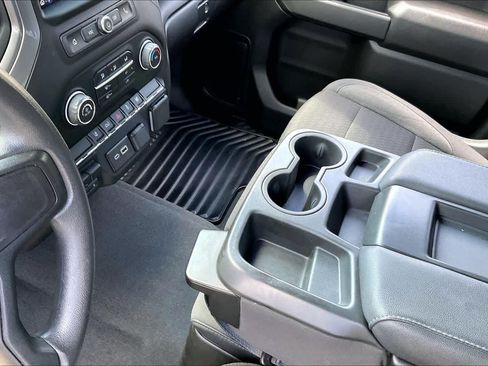 Used 2024 Chevrolet Silverado 2500 Custom w/ Custom Convenience Package AWD/4WD image 16