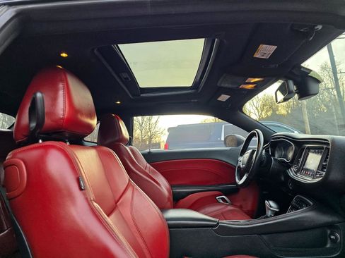 Used 2017 Dodge Challenger GT image 15