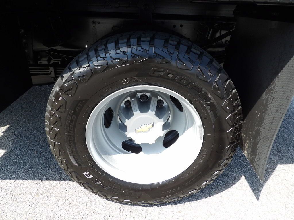 Used 2024 Chevrolet Silverado 3500 W/T w/ Snow Plow Prep Package AWD/4WD image 58