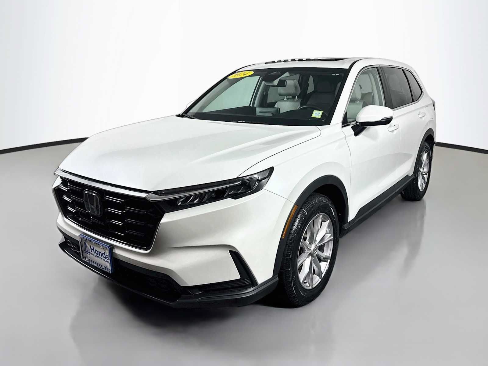Used 2024 Honda CR-V EX image 3