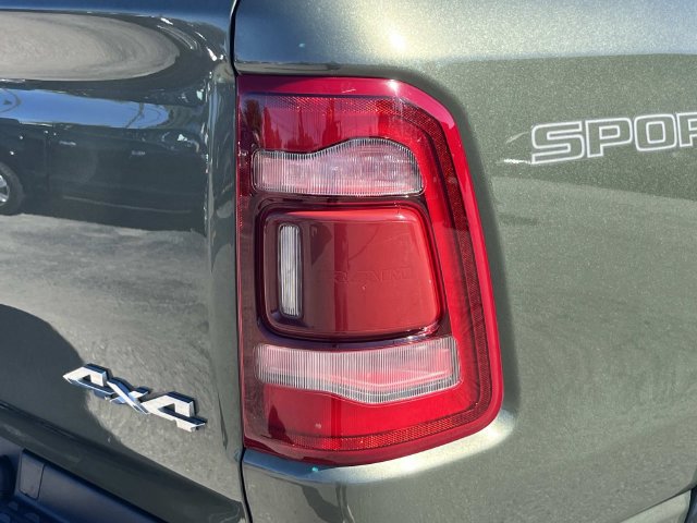 Used 2021 RAM 1500 Laramie AWD/4WD image 10