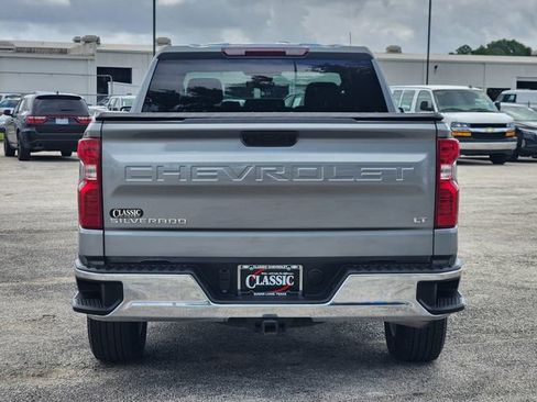 Used 2024 Chevrolet Silverado 1500 LT AWD/4WD image 6