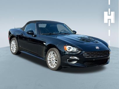 Used 2018 FIAT 124 Spider Classica w/ Technology & Siriusxm Group