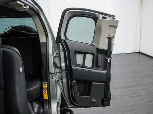 Used 2011 Toyota FJ Cruiser 4WD w/ Upgrade Pkg image 22