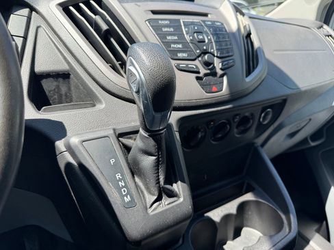 Used 2019 Ford Transit 250 130 Low Roof image 22