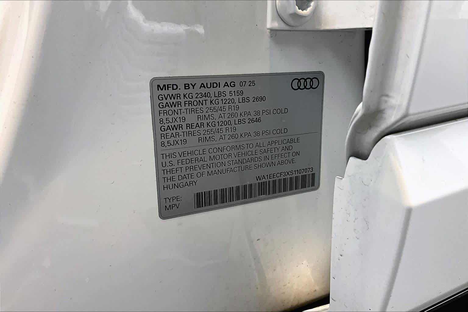Certified 2025 Audi Q3 2.0T Premium Plus w/ Premium Plus Package AWD/4WD image 34