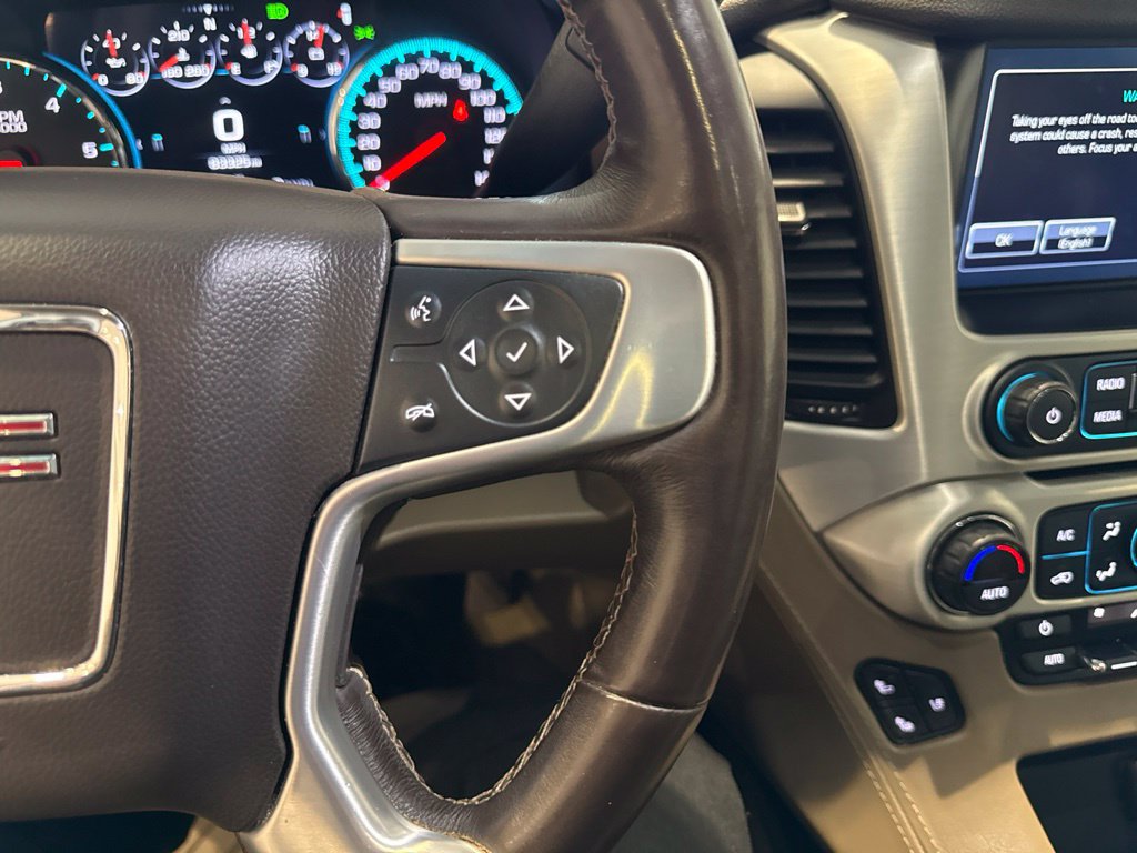 Used 2017 GMC Yukon SLT w/ Premium Edition AWD/4WD image 35