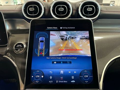 Used 2025 Mercedes-Benz GLC 43 AMG 4MATIC image 34