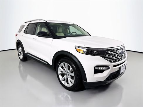 Used 2022 Ford Explorer Platinum w/ Equipment Group 601A image 7