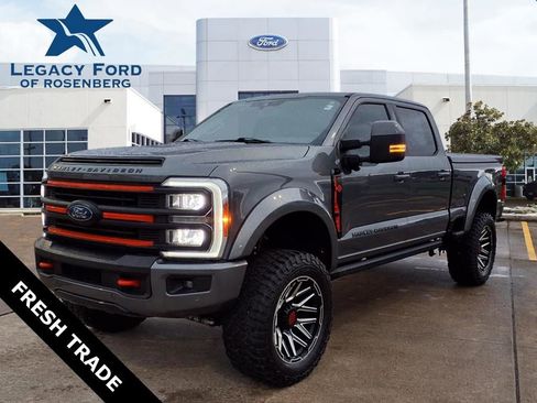 Used 2023 Ford F250 Lariat w/ Lariat Ultimate Package AWD/4WD image 1