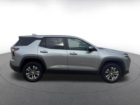 Used 2025 Chevrolet Equinox LT image 15