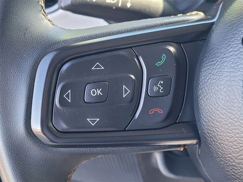 Used 2024 Jeep Wrangler Unlimited image 13