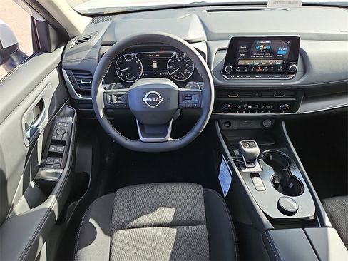 New 2026 Nissan Rogue SV image 8