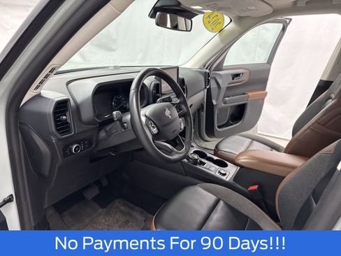 Used 2024 Ford Bronco Sport Outer Banks w/ Tech Package image 11