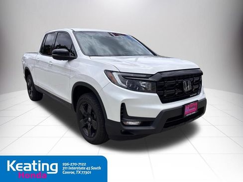 Used 2025 Honda Ridgeline Black Edition image 3