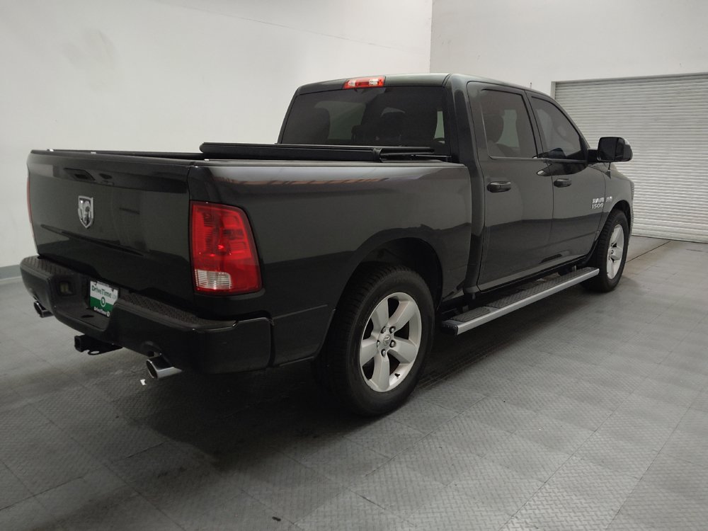 Used 2016 RAM 1500 Express RWD image 9