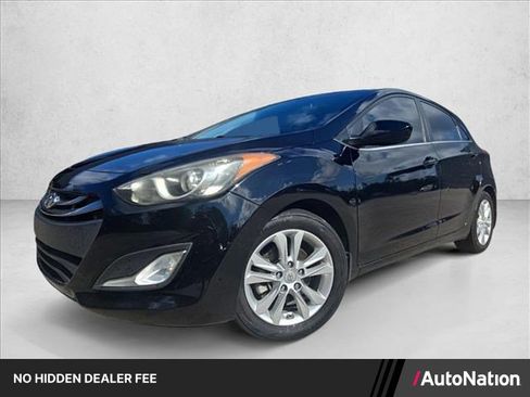 Used 2014 Hyundai Elantra GT FWD image 1