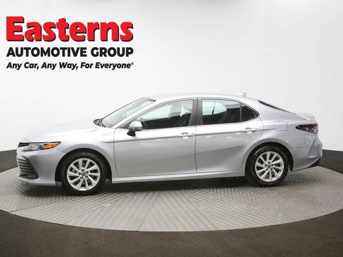 Used 2023 Toyota Camry LE image 58
