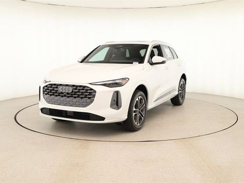 New 2025 Audi Q5 Premium image 12