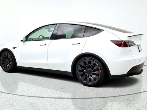 Used 2023 Tesla Model Y Long Range AWD/4WD image 7