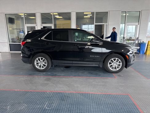 Used 2024 Chevrolet Equinox LT image 4