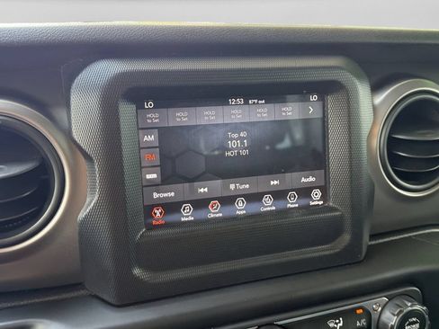Certified 2020 Jeep Wrangler Unlimited Sport S AWD/4WD image 18