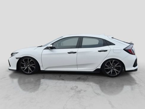 Used 2017 Honda Civic Sport Touring image 5