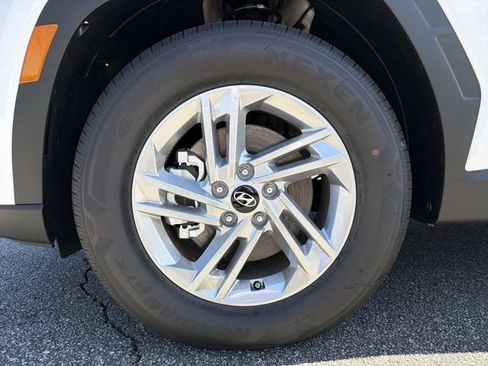 New 2026 Hyundai Tucson SE FWD image 13
