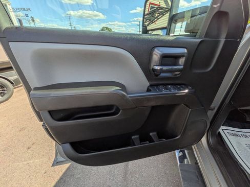 Used 2017 Chevrolet Silverado 2500 W/T AWD/4WD image 15