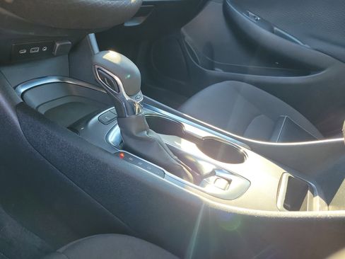 Used 2024 Chevrolet Malibu LT image 29