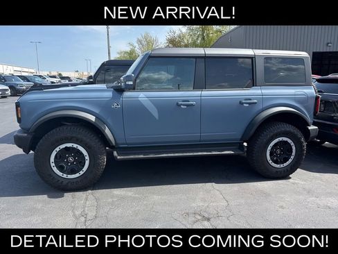 Used 2025 Ford Bronco Outer Banks w/ Sasquatch Package AWD/4WD image 3