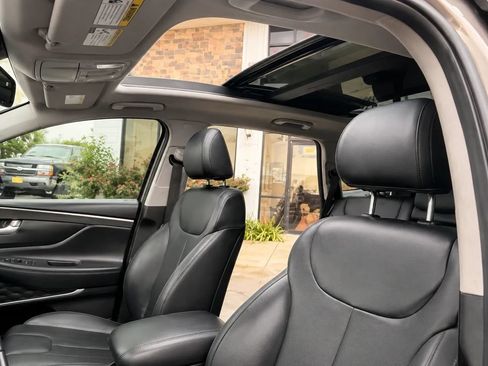Used 2019 Hyundai Santa Fe FWD image 14