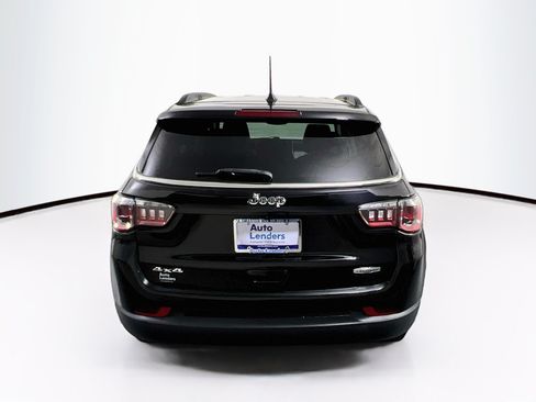 Used 2022 Jeep Compass Latitude AWD/4WD image 6