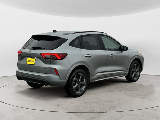 Used 2024 Ford Escape ST-Line AWD/4WD image 5