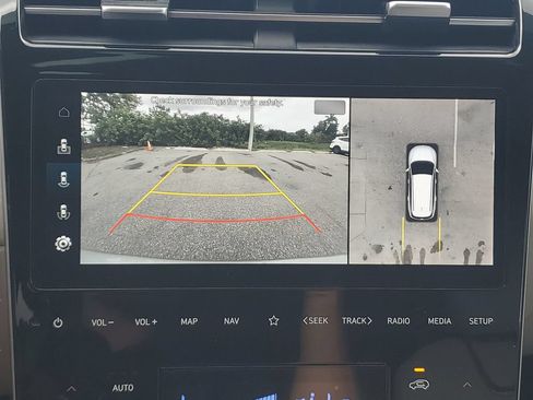 Certified 2024 Hyundai Tucson Limited AWD/4WD image 18