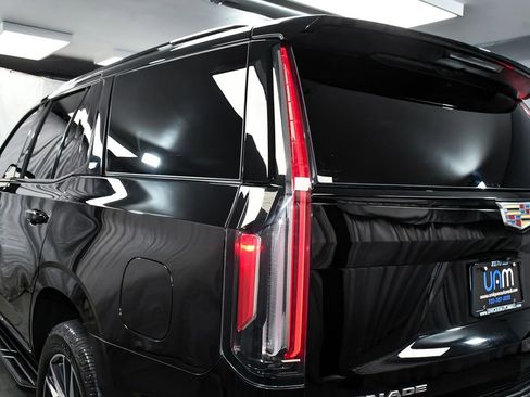 Used 2023 Cadillac Escalade Sport AWD/4WD image 85