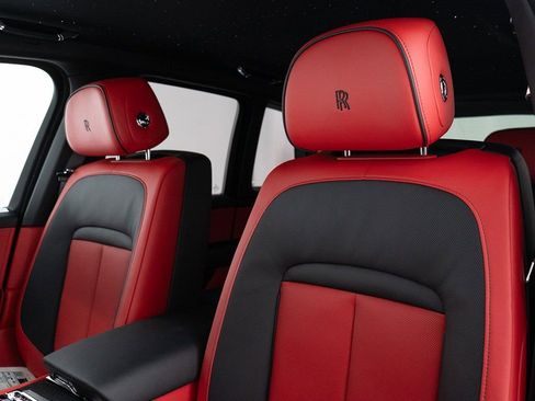 New 2025 Rolls-Royce Cullinan Black Badge w/ Leather Finishing Pack image 16