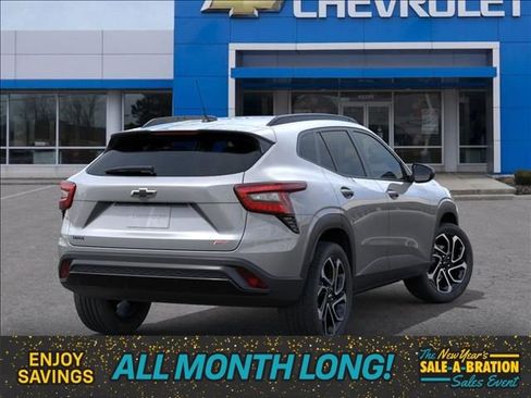 New 2026 Chevrolet Trax RS w/ Sunroof Package image 4