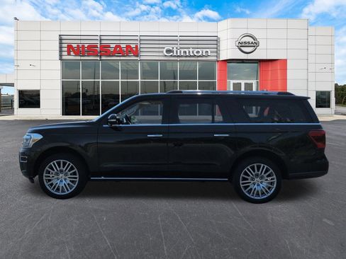 Used 2024 Ford Expedition Max Limited AWD/4WD image 6