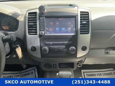 Used 2019 Nissan Frontier SV image 16