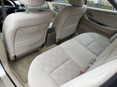 Used 2003 Nissan Maxima SE FWD image 49