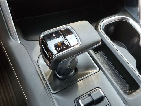 Used 2024 GMC Sierra 1500 Denali Ultimate AWD/4WD image 12