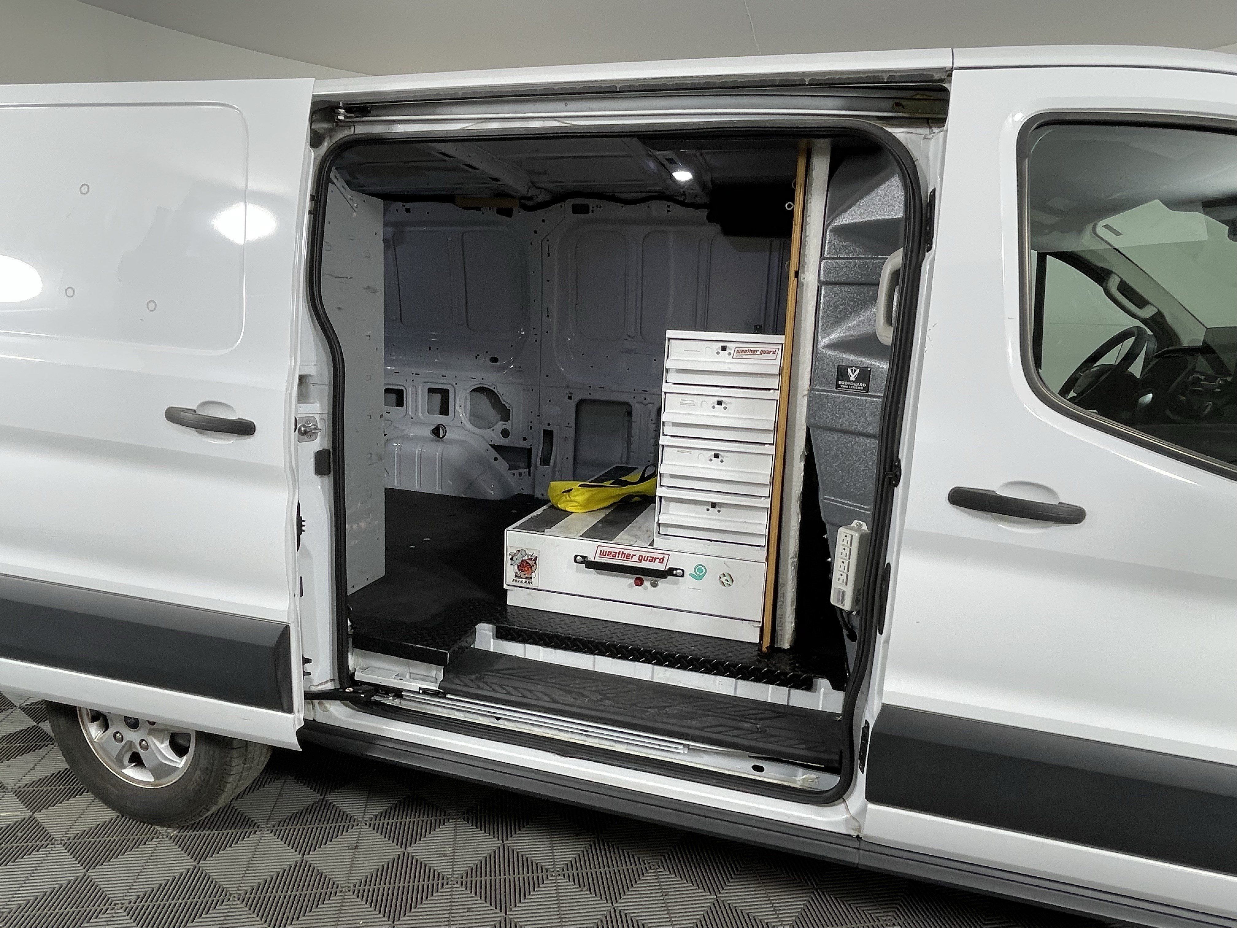 Used 2020 Ford Transit 250 Low Roof RWD image 8