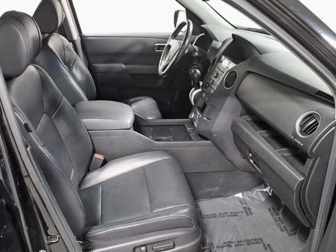Used 2010 Honda Pilot Touring image 29