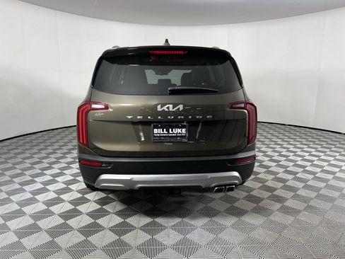 Used 2022 Kia Telluride EX w/ Towing Package image 8