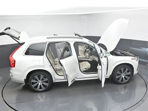 Used 2024 Volvo XC90 B5 Plus w/ Protection Package Premier image 49
