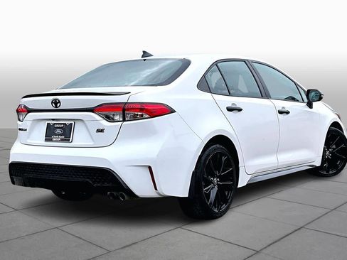 Used 2021 Toyota Corolla SE image 16